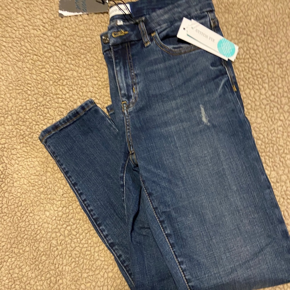 Brand new Studio Blue skinny rolled jeans size 6